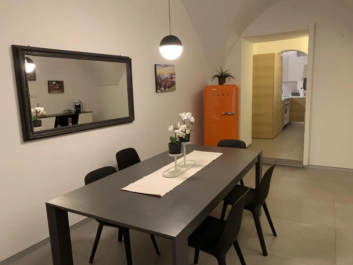 Vakantiehuis La Suite Di Piazza Dell'Universita Catánia