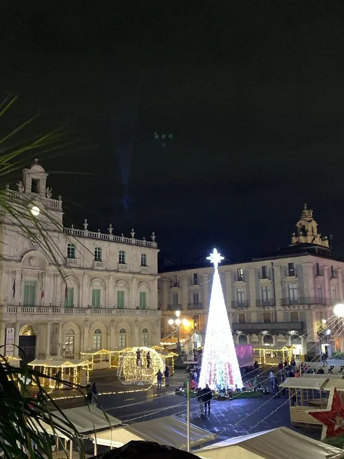 Casa vacanze La Suite Di Piazza Dell'Universita Aeroporto di Catania Fontana Rossa