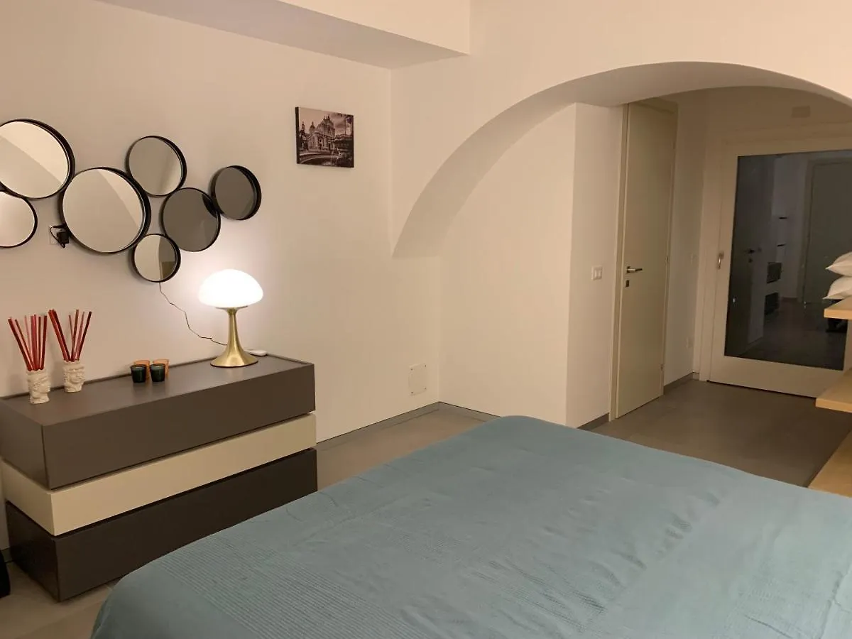 La Suite Di Piazza Dell'Universita Aeroporto di Catania Fontana Rossa Casa vacanze